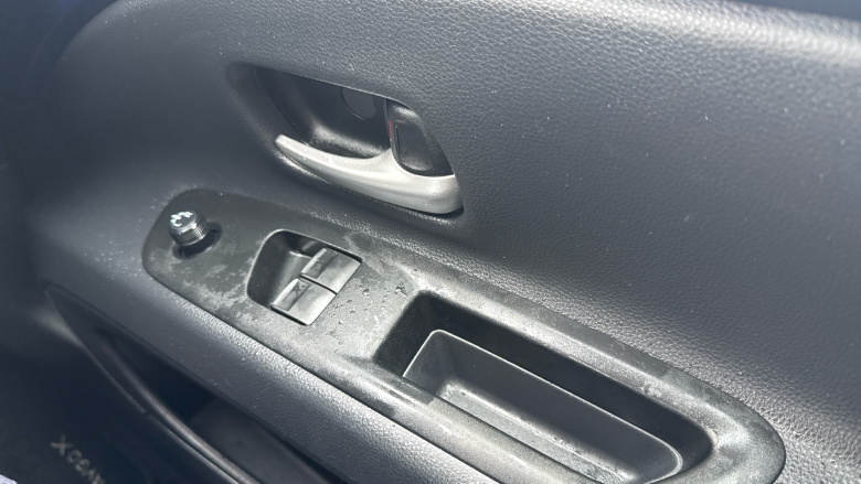 Toyota Aygo X 1.0 VVT-i Edge 5dr Petrol Hatchback